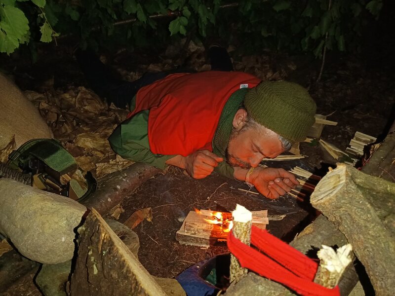 Woodman Base apr 2021
Keywords: botanica bussola corsi foraging fuoco mantracking medic nodi orientamento piante riparo sopravvivenza survival wolfpack woodman