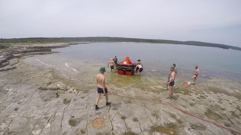 18_zattera_7 (2)
Keywords: coastal survival croazia rescue scuba apnea wolfpack corso sopravvivenza in ambiente costiero